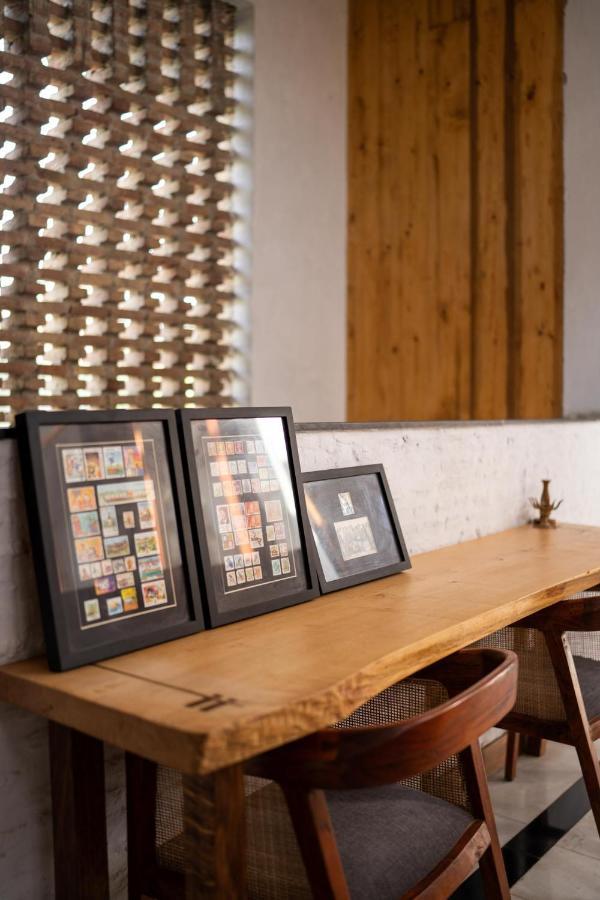 גורגאון Lohonostays Library Sadhrana Bagh מראה חיצוני תמונה